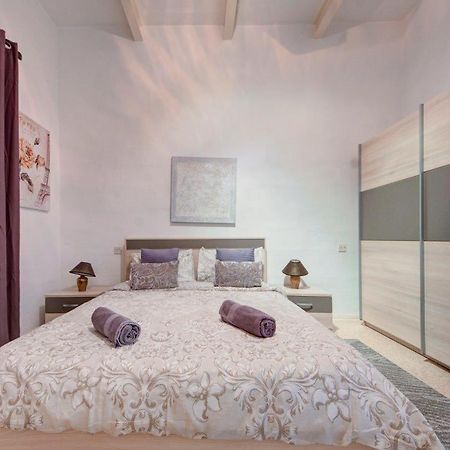 Valletta 2 Bedroom Sleeps 6 Apartment Walking Distance To Centre And The Sea Экстерьер фото