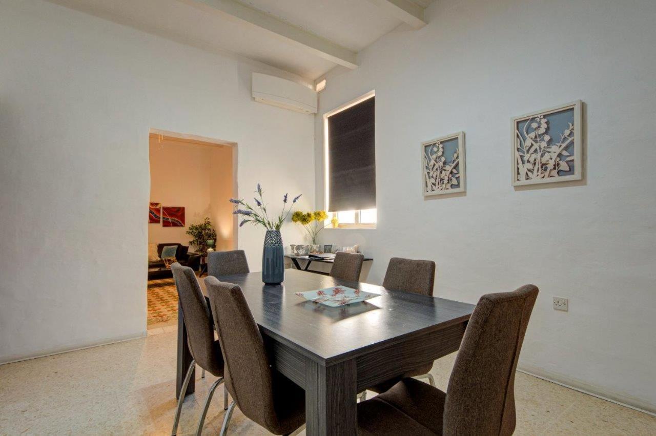 Valletta 2 Bedroom Sleeps 6 Apartment Walking Distance To Centre And The Sea Экстерьер фото